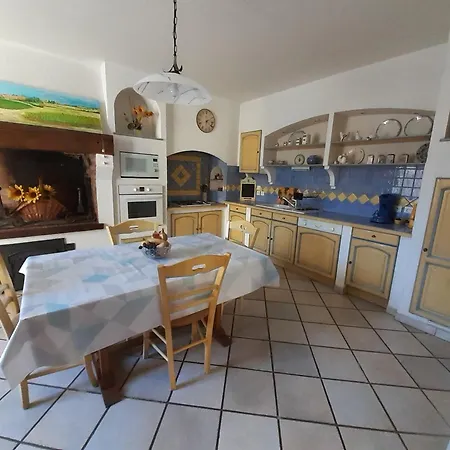 בית נופש Le Provencal *